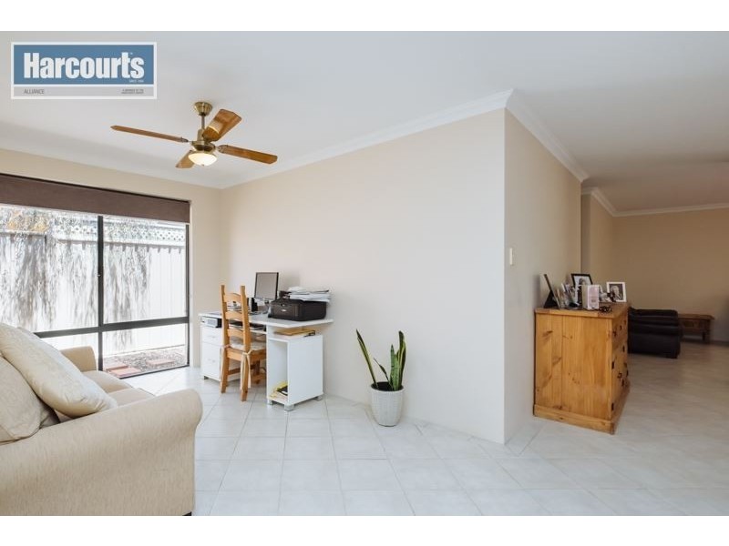 5 Europa Court, Kallaroo WA 6025