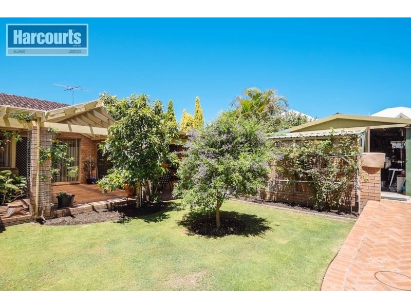 7 Kiernan Place, Kallaroo WA 6025