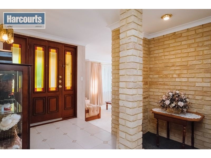 7 Kiernan Place, Kallaroo WA 6025