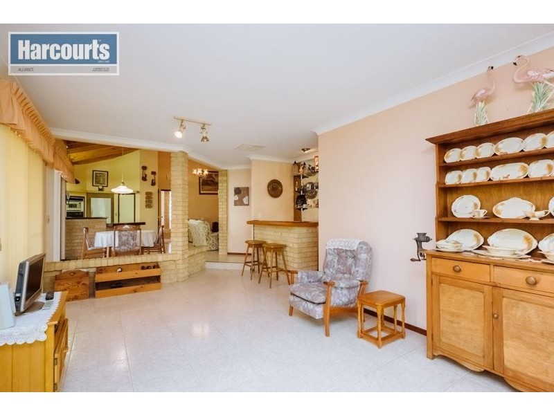 7 Kiernan Place, Kallaroo WA 6025