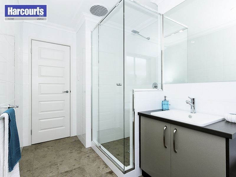 21 Randall Street, Dianella WA 6059