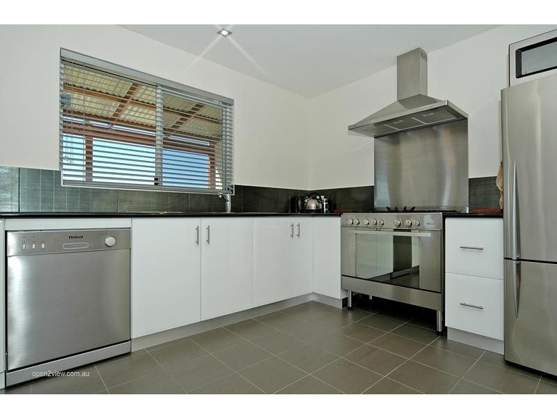 15 Azure Mews, Yanchep WA 6035