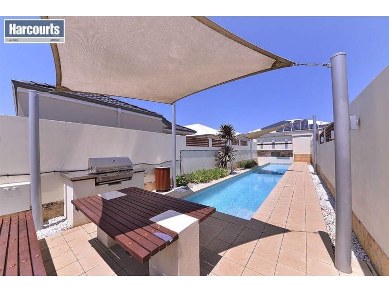 3/15 Crosthwait Circle, Tapping WA 6065