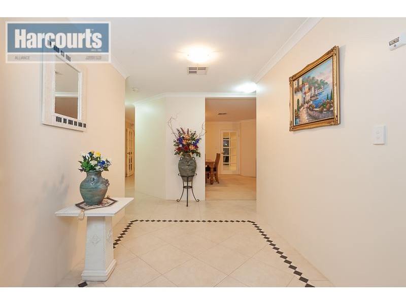 53 Meadowbrook Promenade, Currambine WA 6028