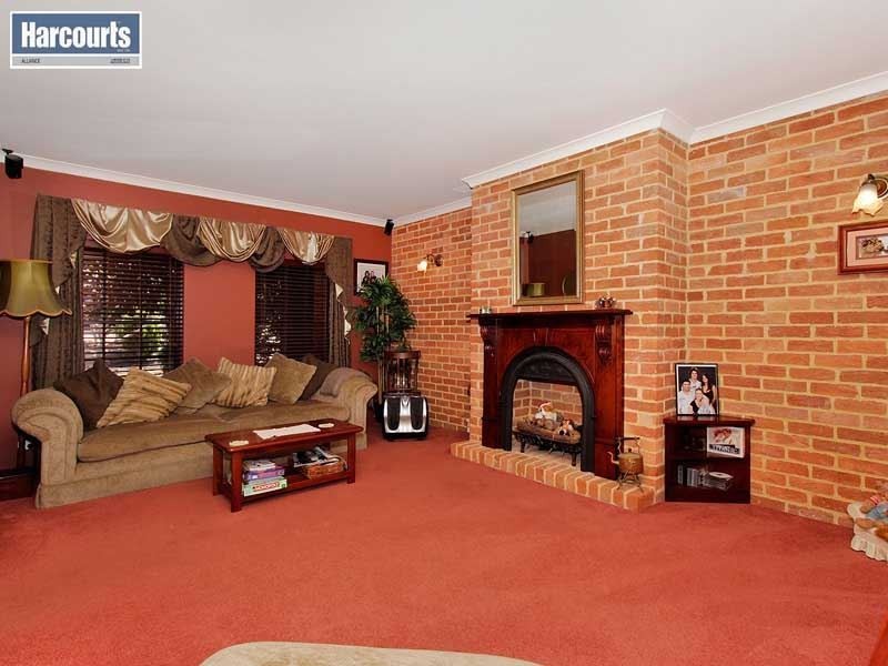 12 Woodlea Crescent, Joondalup WA 6027