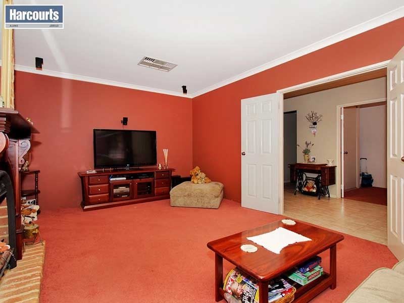 12 Woodlea Crescent, Joondalup WA 6027