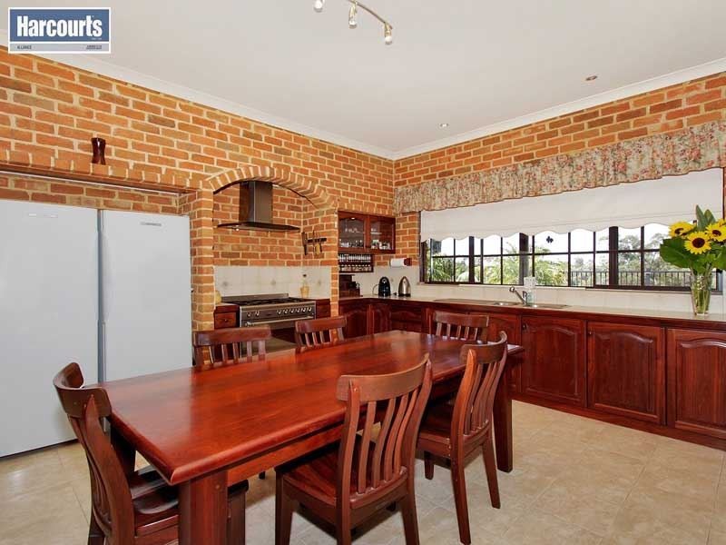 12 Woodlea Crescent, Joondalup WA 6027