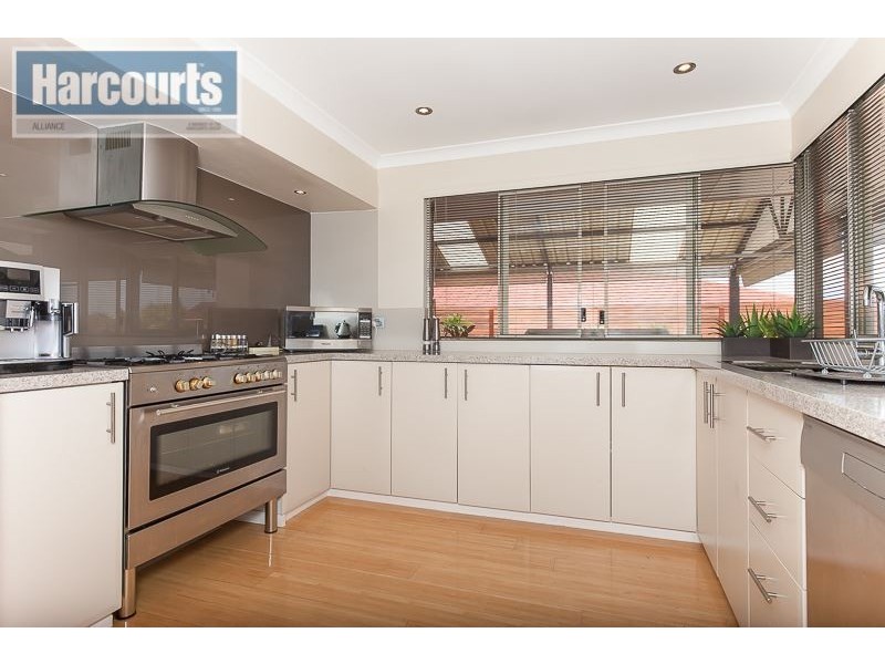 42 Guardian Loop, Currambine WA 6028