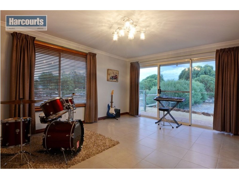 148 Ayrshire Loop, Lower Chittering WA 6084