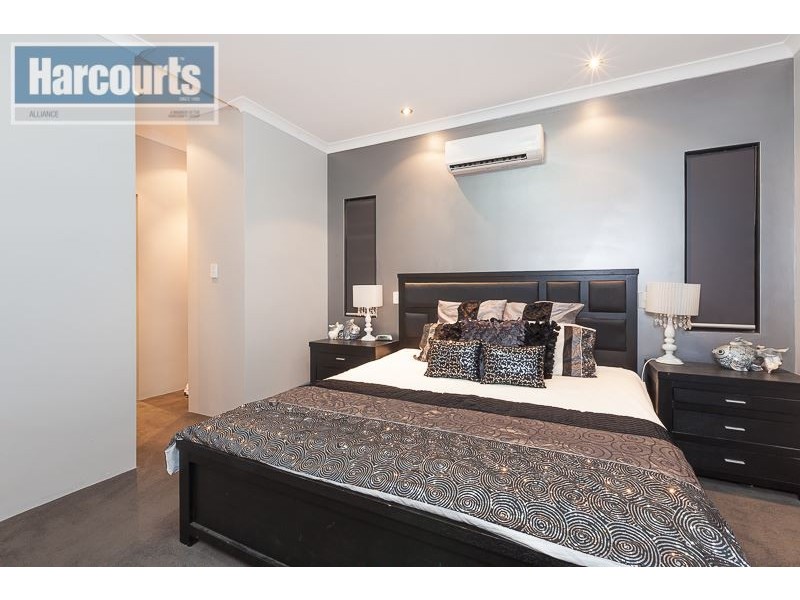 16 Vetter Road, Clarkson WA 6030