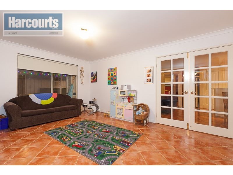 32 Miramare Boulevard, Currambine WA 6028