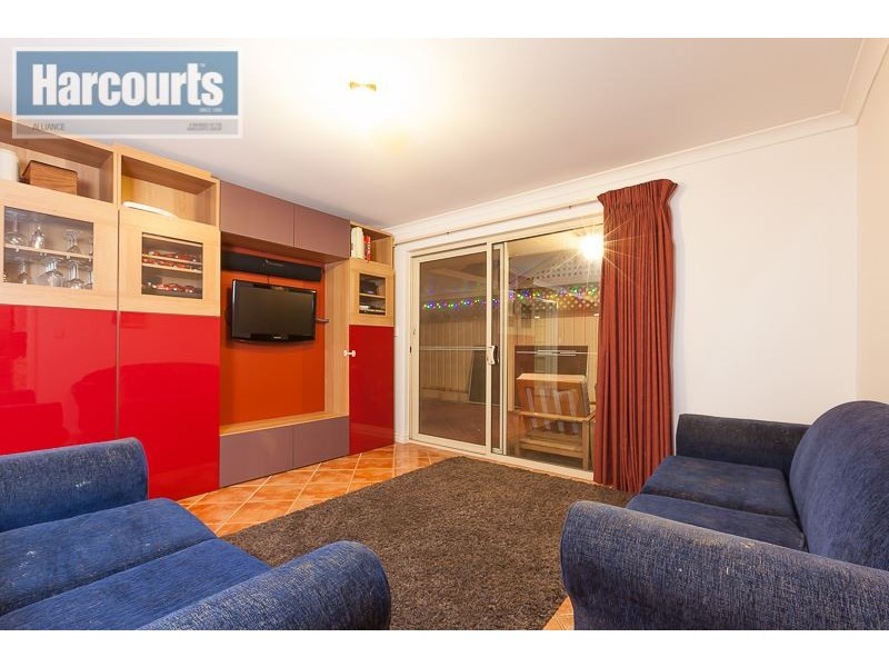 32 Miramare Boulevard, Currambine WA 6028