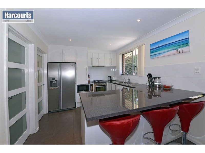 8 Aspen Close, Greenwood WA 6024