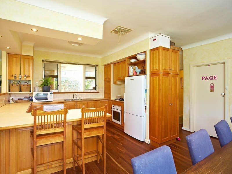 2 Elimatta Way, City Beach WA 6015