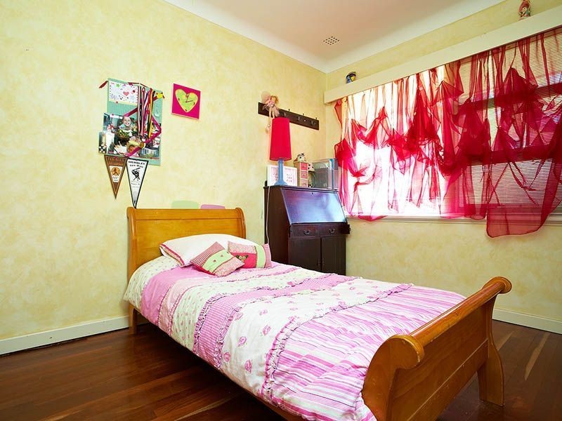 2 Elimatta Way, City Beach WA 6015