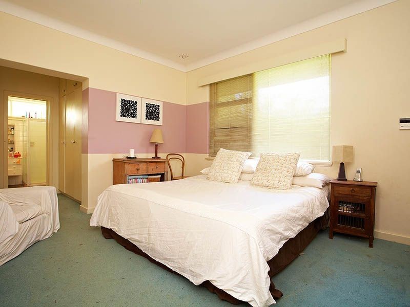 2 Elimatta Way, City Beach WA 6015