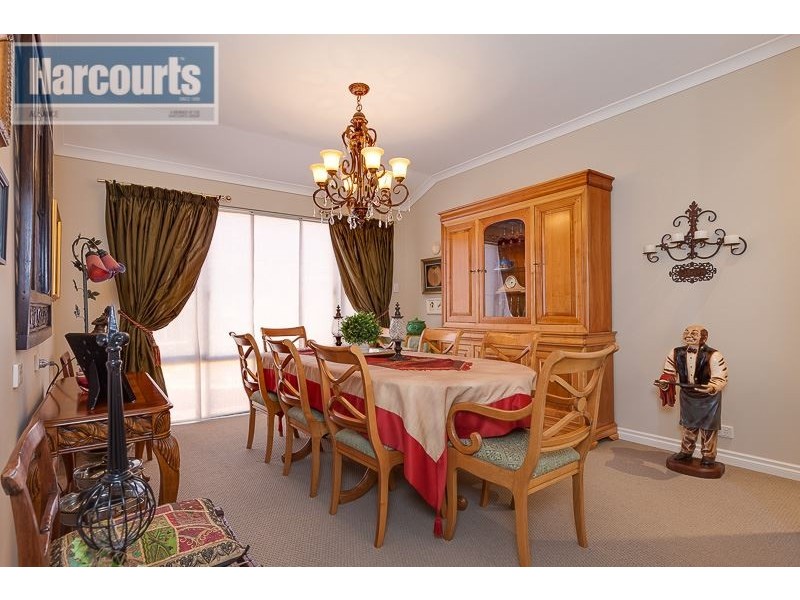 9 Marriot Turn, Currambine WA 6028