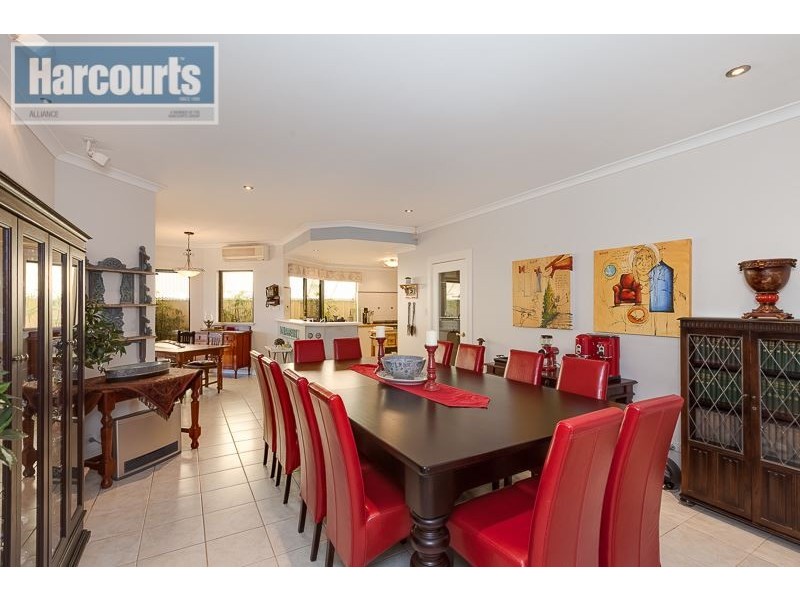 9 Marriot Turn, Currambine WA 6028