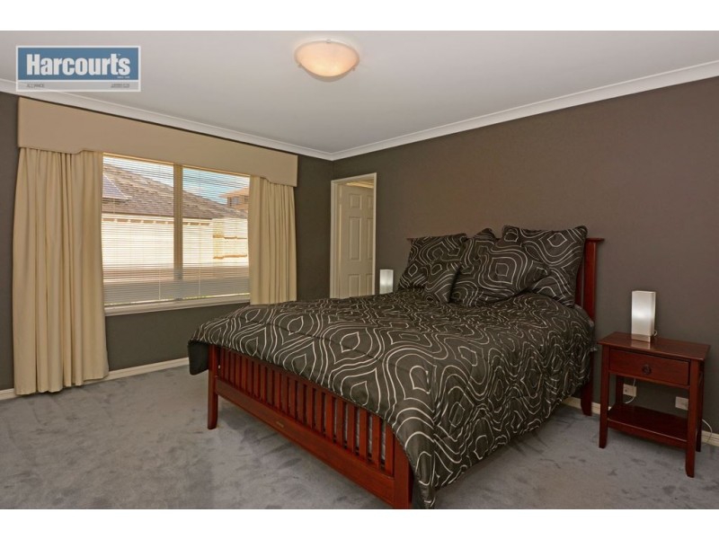 11 Sottogrande View, Connolly WA 6027