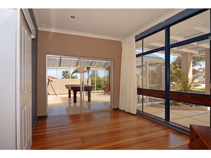 12 Piper Street, Quinns Rocks WA 6030