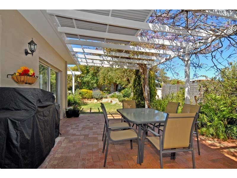 12 Piper Street, Quinns Rocks WA 6030