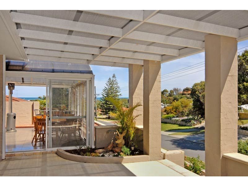 12 Piper Street, Quinns Rocks WA 6030