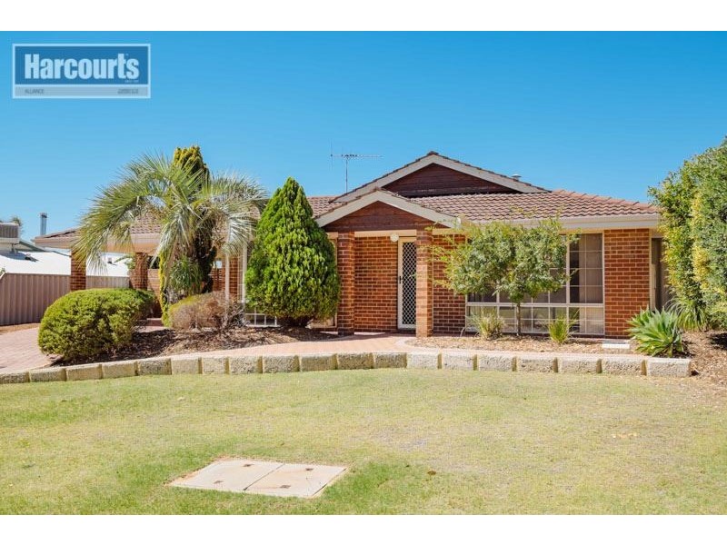 8 Lowana Court, Currambine WA 6028