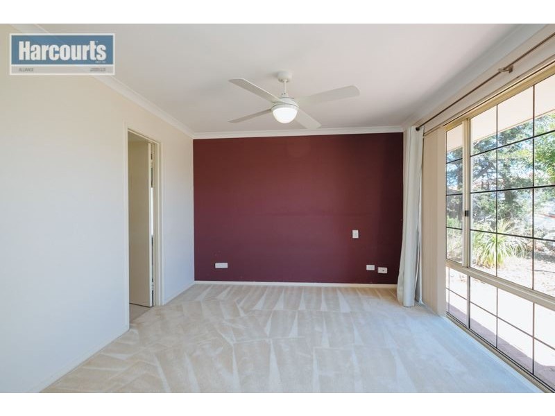 8 Lowana Court, Currambine WA 6028