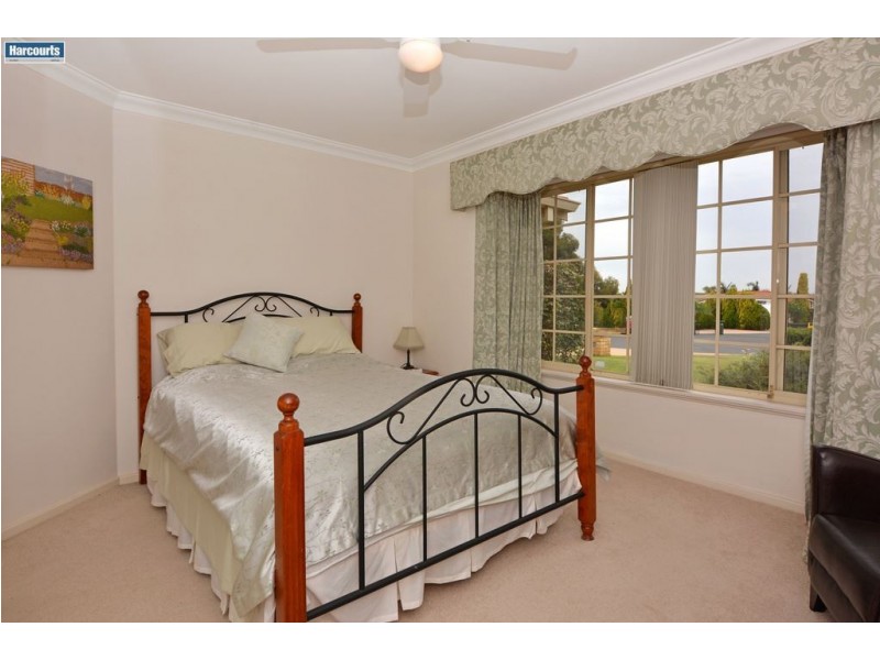 9 Melrose Crest, Kinross WA 6028