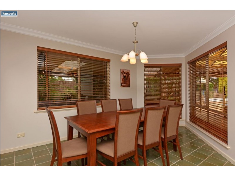 9 Melrose Crest, Kinross WA 6028