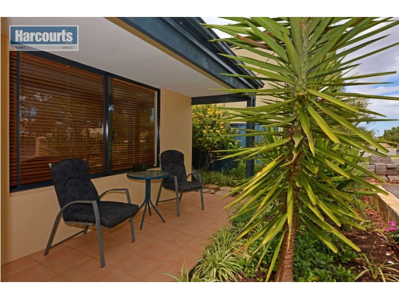 8 Colwyn Loop, Tapping WA 6065