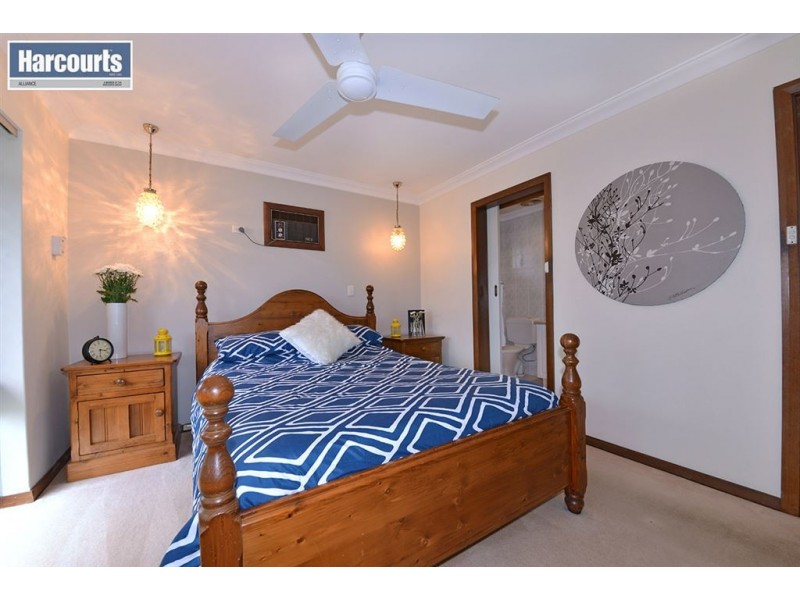 12 Damson Way, Greenwood WA 6024