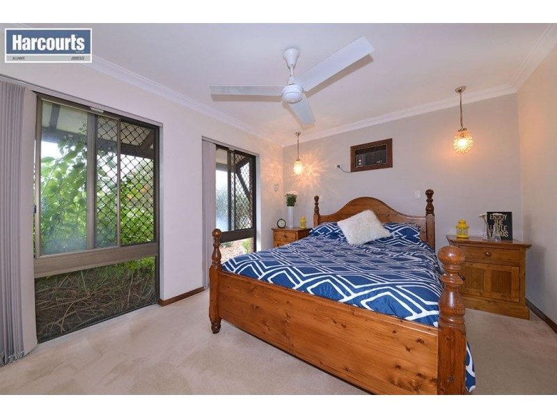 12 Damson Way, Greenwood WA 6024