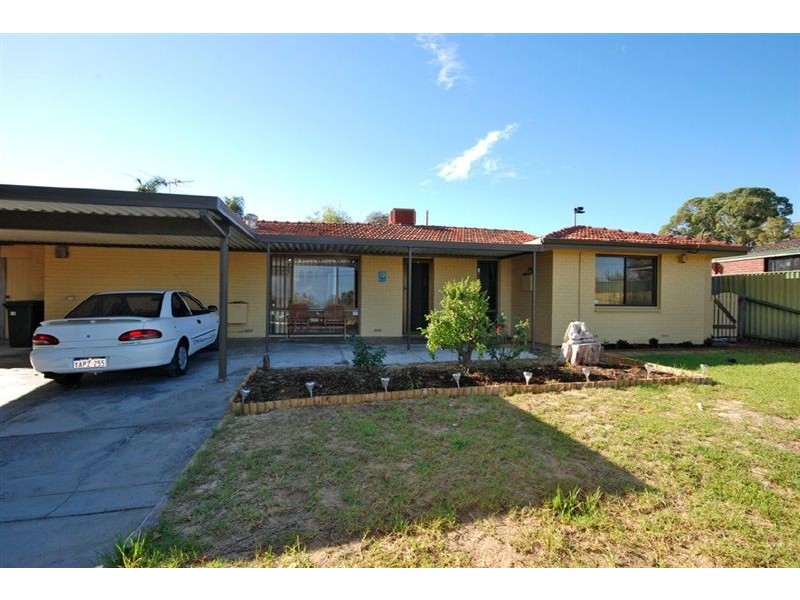 13 Macedon Place, Craigie WA 6025
