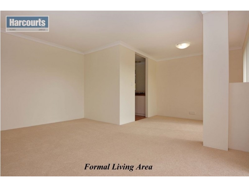 9 Falkland Way, Kinross WA 6028