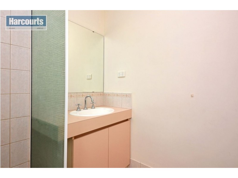 9 Falkland Way, Kinross WA 6028