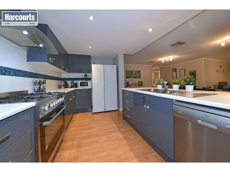 10 Fontana Cove, Joondalup WA 6027