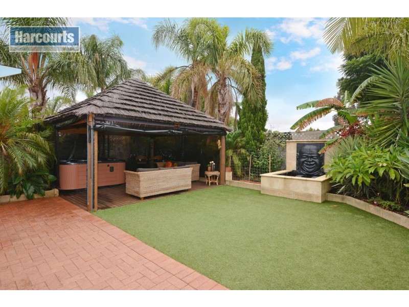 49 Camelot Grove, Carramar WA 6031