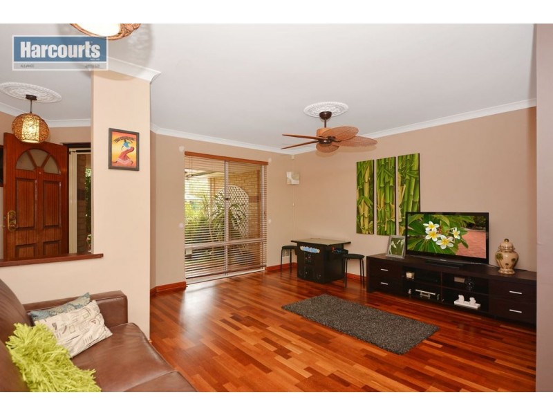 49 Camelot Grove, Carramar WA 6031