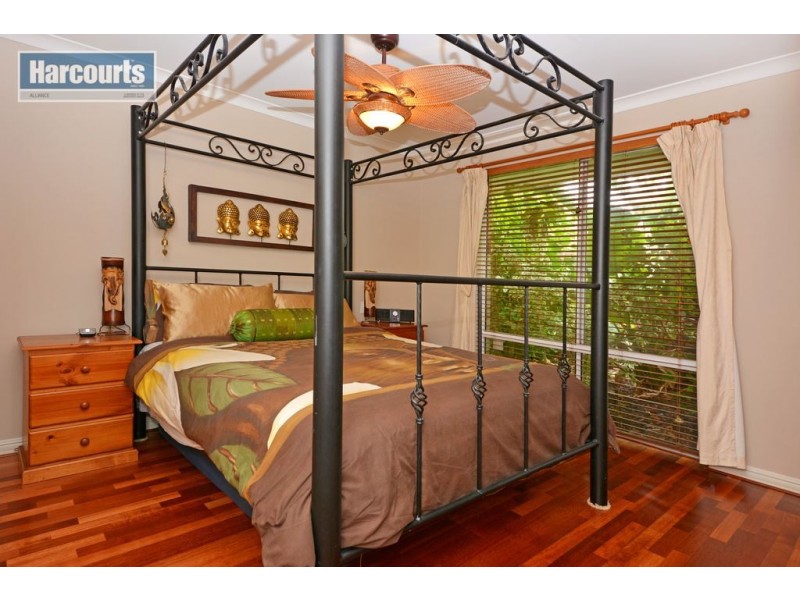 49 Camelot Grove, Carramar WA 6031