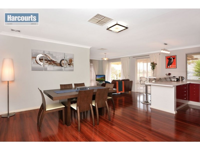 14 Shetland Rise, Kinross WA 6028