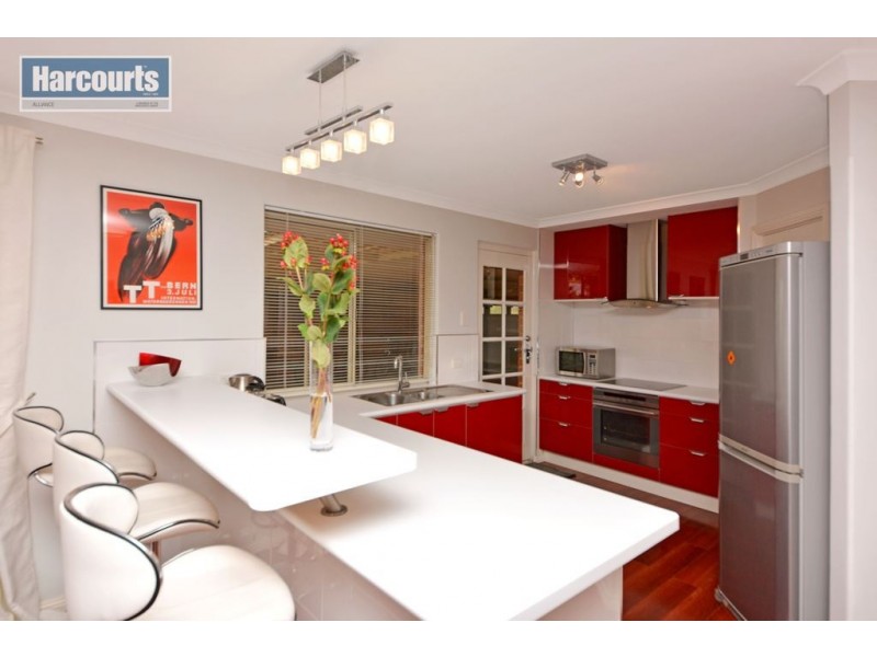 14 Shetland Rise, Kinross WA 6028