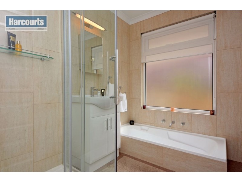 14 Shetland Rise, Kinross WA 6028