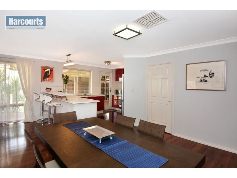 14 Shetland Rise, Kinross WA 6028