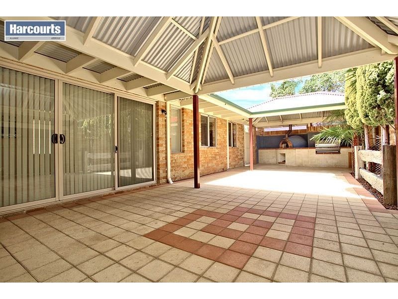 2 Fantail Pass, Joondalup WA 6027