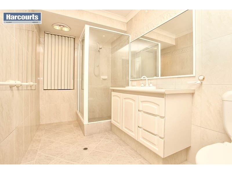 2 Fantail Pass, Joondalup WA 6027