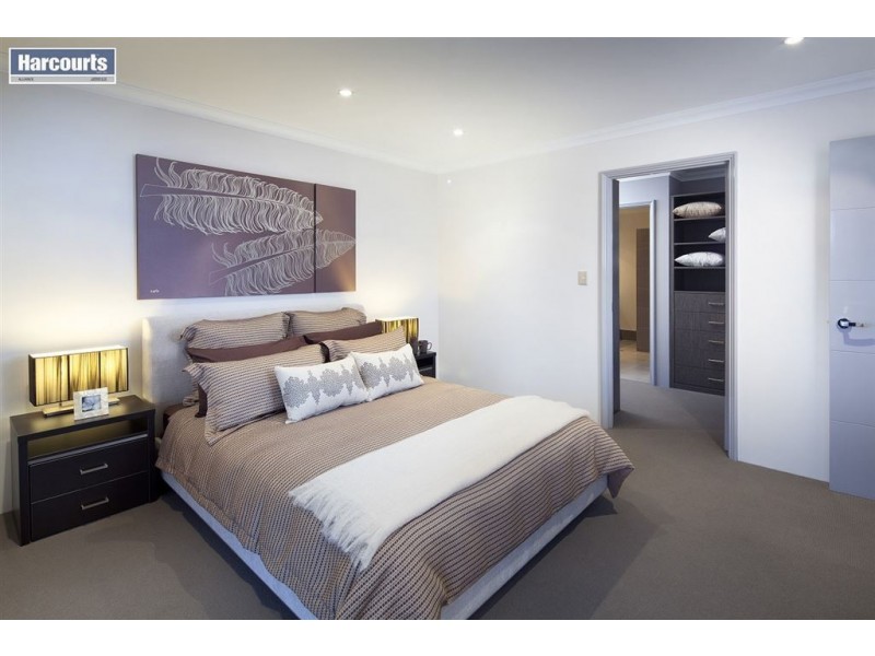 6 Saxicola Road, Banksia Grove WA 6031