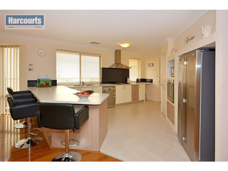 3 Bardeen Pass, Carramar WA 6031
