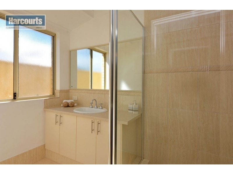 3 Bardeen Pass, Carramar WA 6031