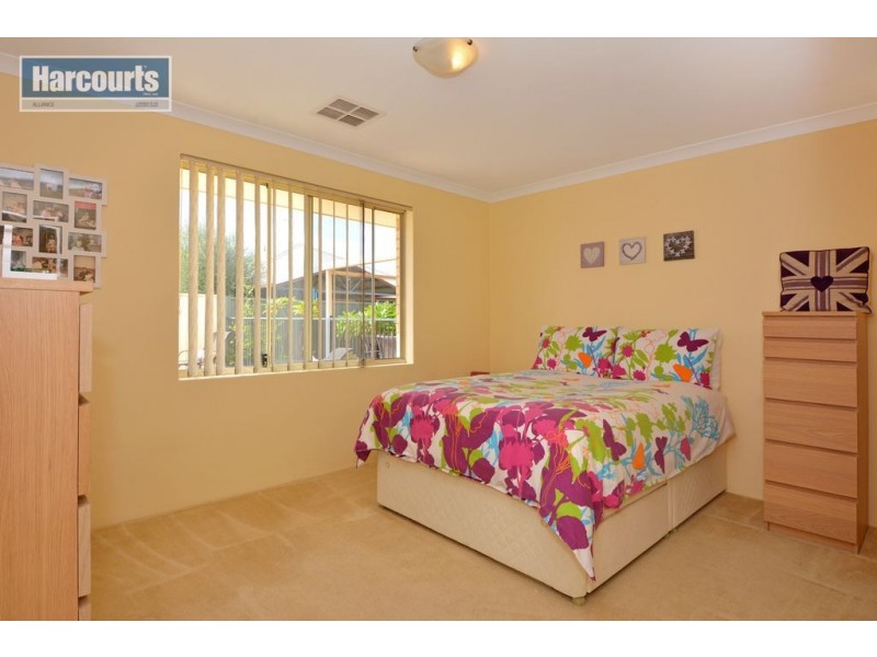 3 Bardeen Pass, Carramar WA 6031